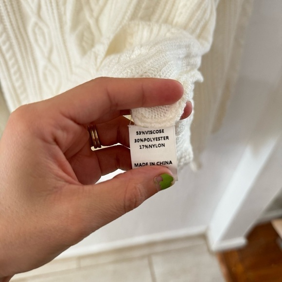 Lovers + Friends Cable Knit Fisherman White Pullover Preppy Sweater Size Small - Picture 5 of 7